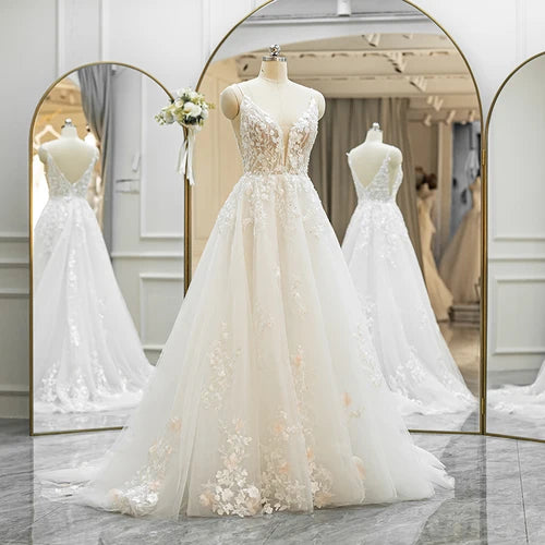 VNeckTopClassic Lace A-Line V-Neck Wedding Dress