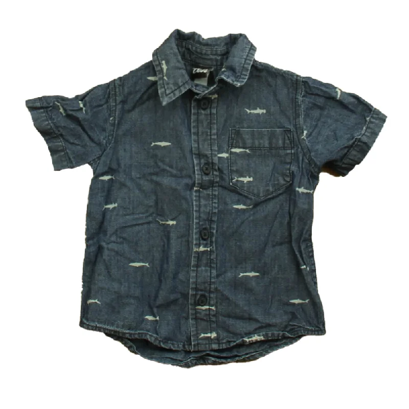 Tea Boys Blue Shark Button Down Short SleeveV-Neck Short Sleeve Tops