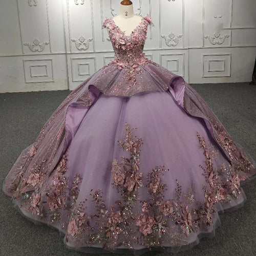 VNeckTopUltraElegant V-Neck Ball Gown Quinceañera Dress